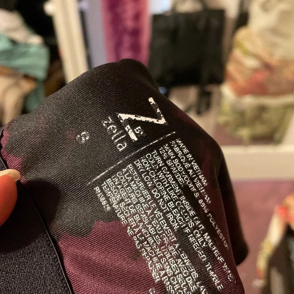 ZELLA TIE DYE SPORTS BRA - Picture 3 of 3